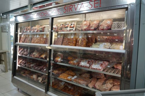Vitrine de carnes da Borges Carnes